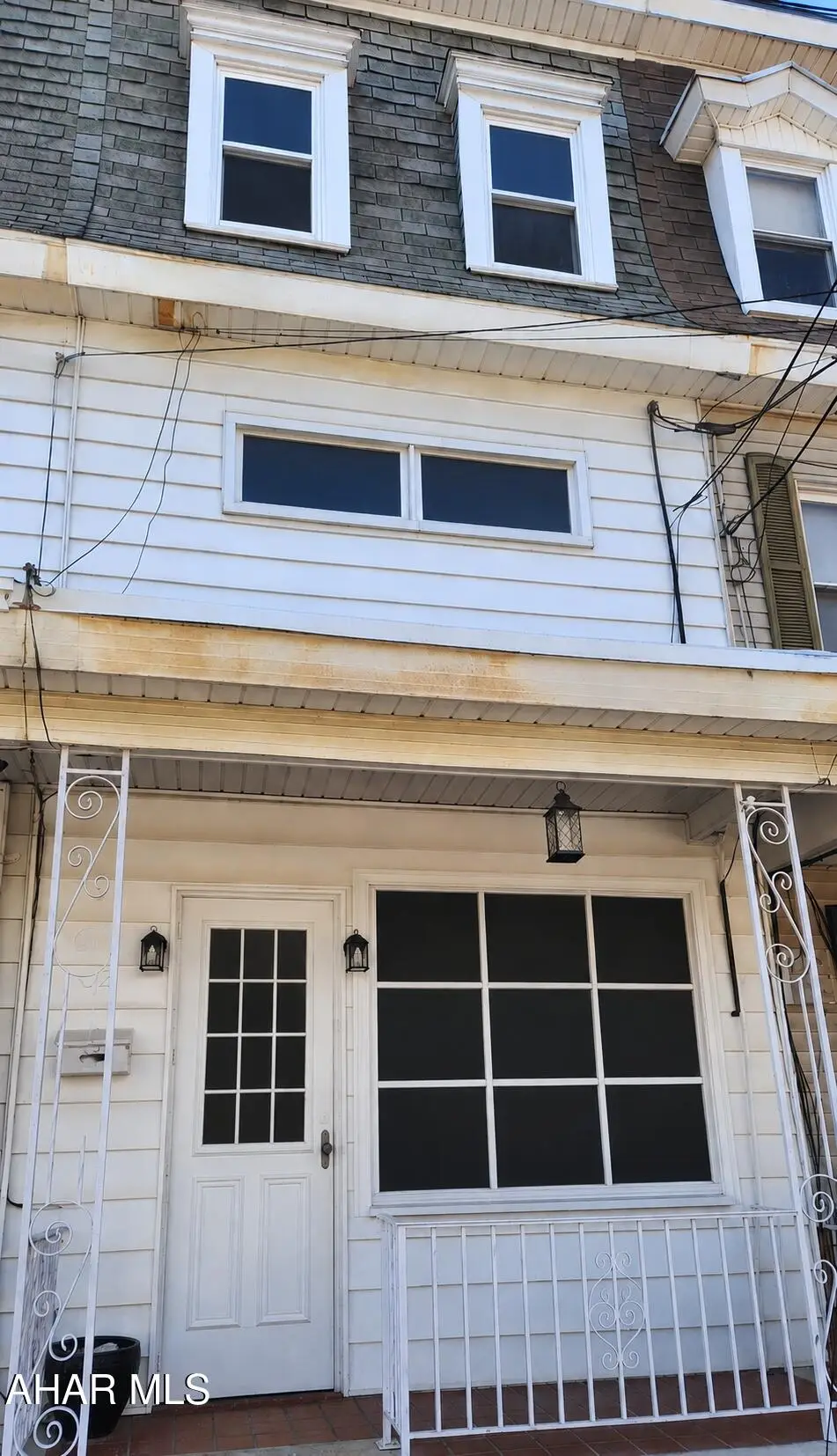 32 S Franklin Street, Shamokin, PA 17872 - #1