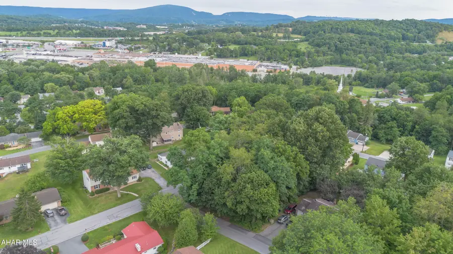 201-09 52nd Street, Altoona, PA 16602 - #2