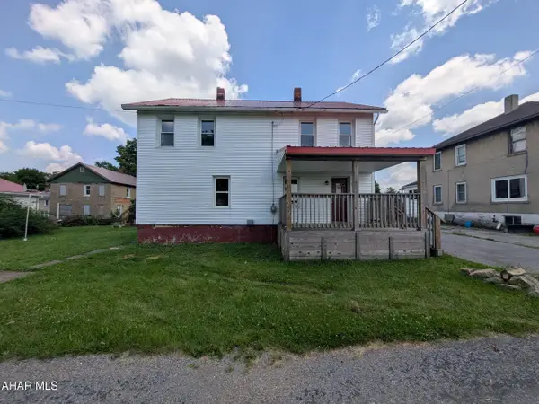 72 Tank Street, Alverda, PA 15710