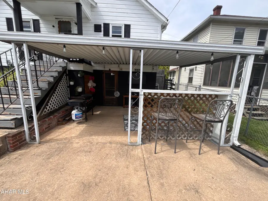 1216 Spruce Street, Hollidaysburg, PA 16648 - #3