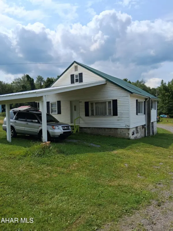 4149 Benjamin Franklin Highway, Strongstown, PA 15957