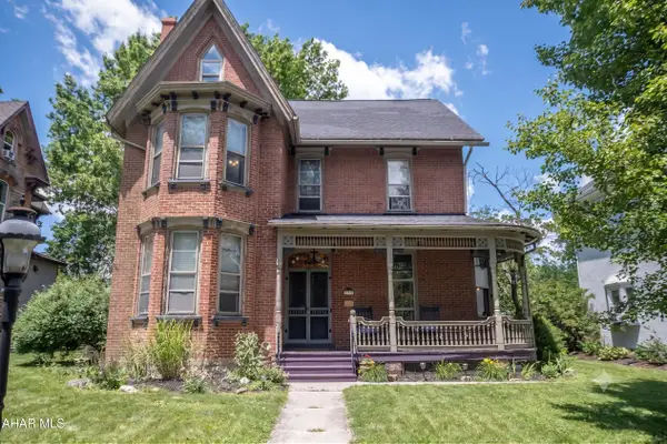 915 Allegheny Street, Hollidaysburg, PA 16648