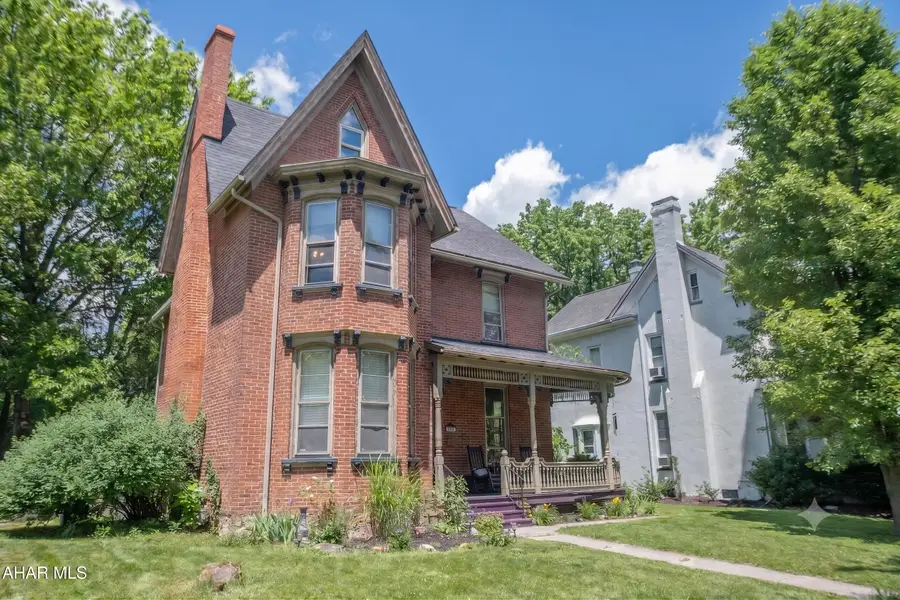 915 Allegheny Street, Hollidaysburg, PA 16648 - #2
