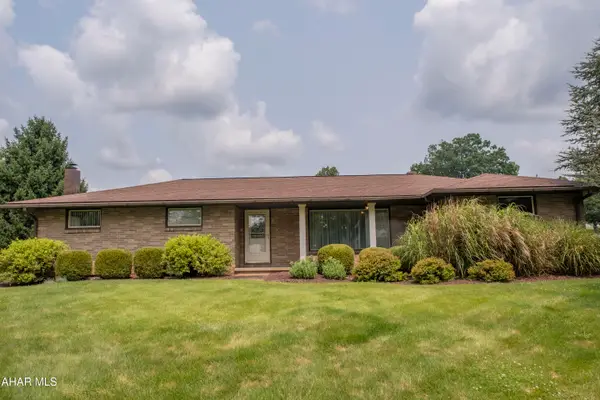 100 Puzzletown Road, Duncansville, PA 16635