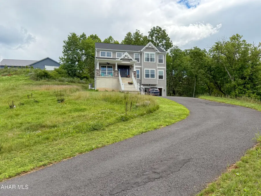 120 Chris Street, Hollidaysburg, PA 16648 - #2