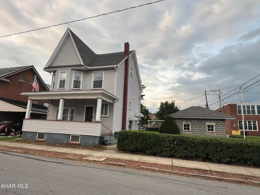 892 30th Street, Altoona, PA 16601 - #3