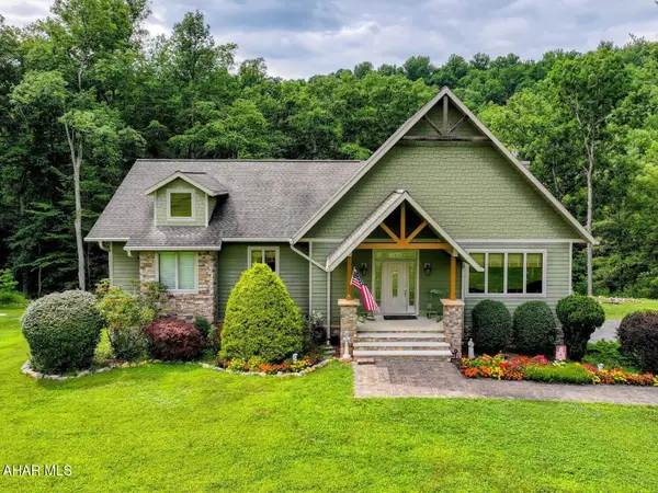 1887 Evitts Creek Road, Bedford, PA 15522