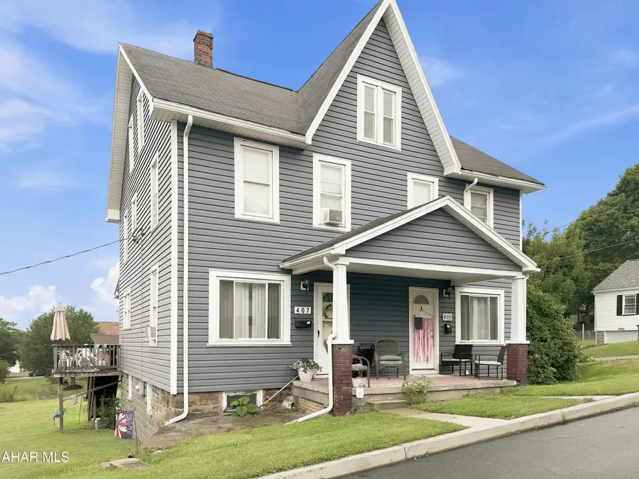 405-407 S Cherry Street, Ebensburg, PA 15931 - #2