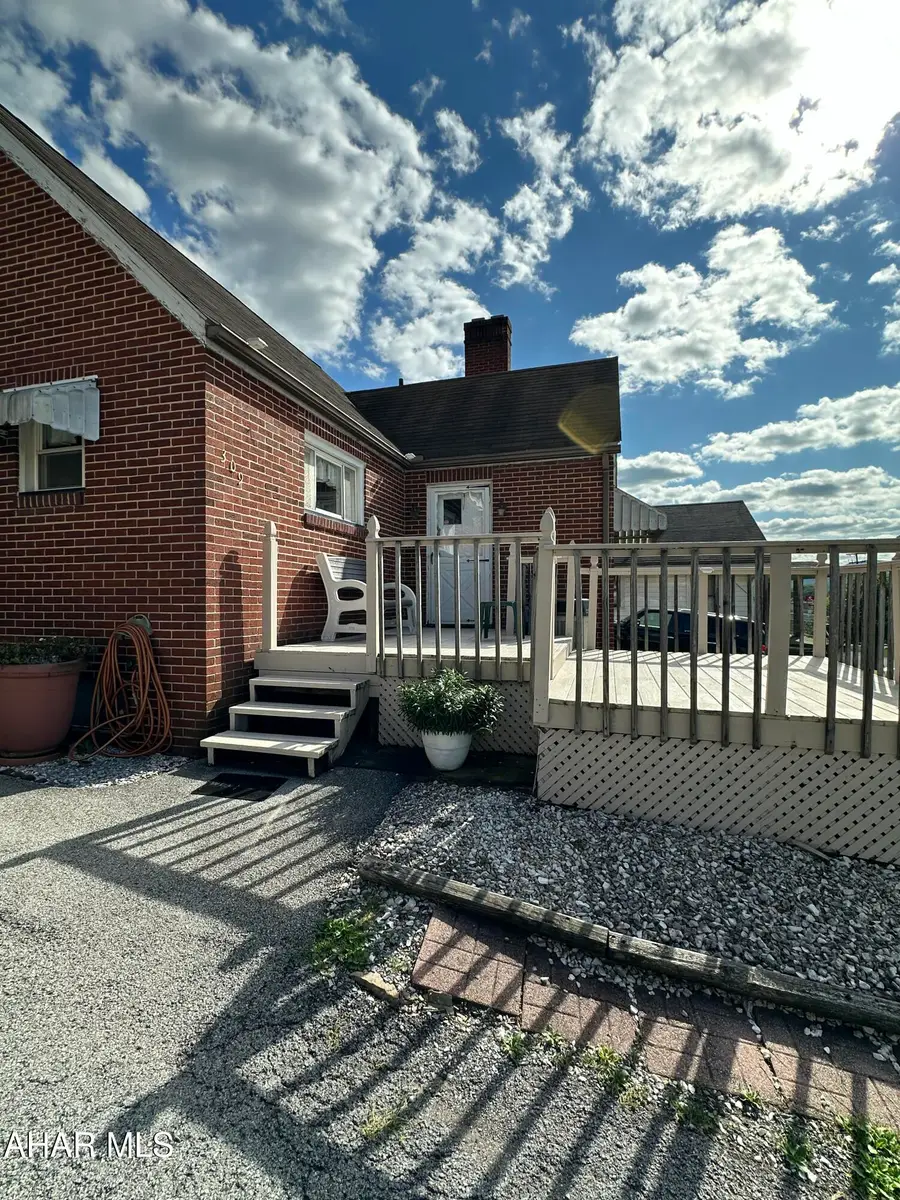 309 Orchard Avenue, Altoona, PA 16602 - #2