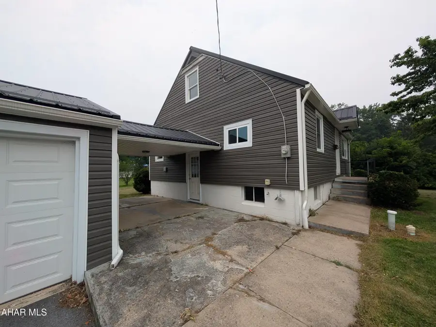 204 Justice Street, Hollidaysburg, PA 16648 - #3