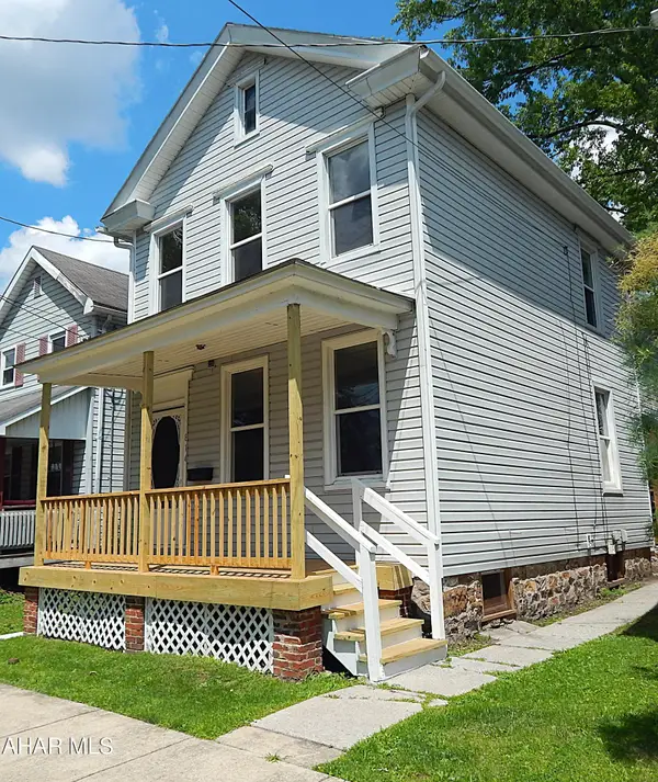 814 N Juniata Street, Hollidaysburg, PA 16648