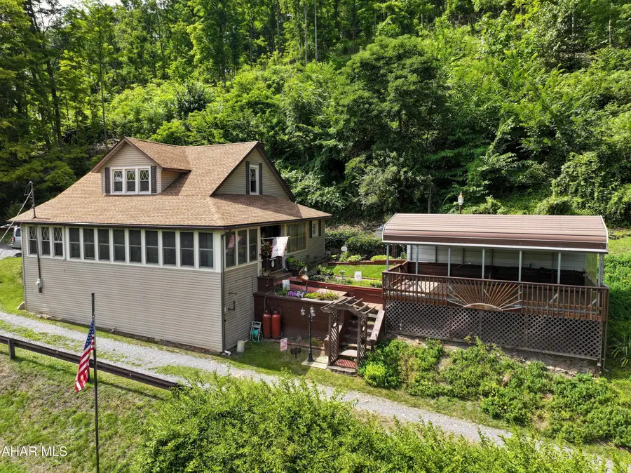 7 Wright Boulevard, Six Mile Run, PA 16679 - #2