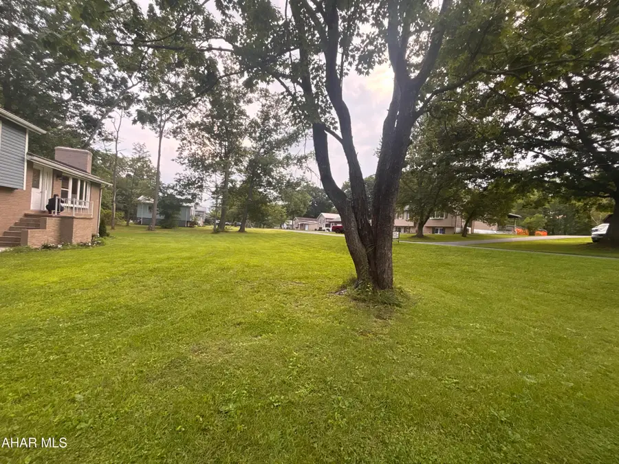 844 Campbell Road, Tyrone, PA 16686 - #2