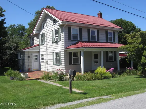 400 Spring Street, Martinsburg, PA 16662