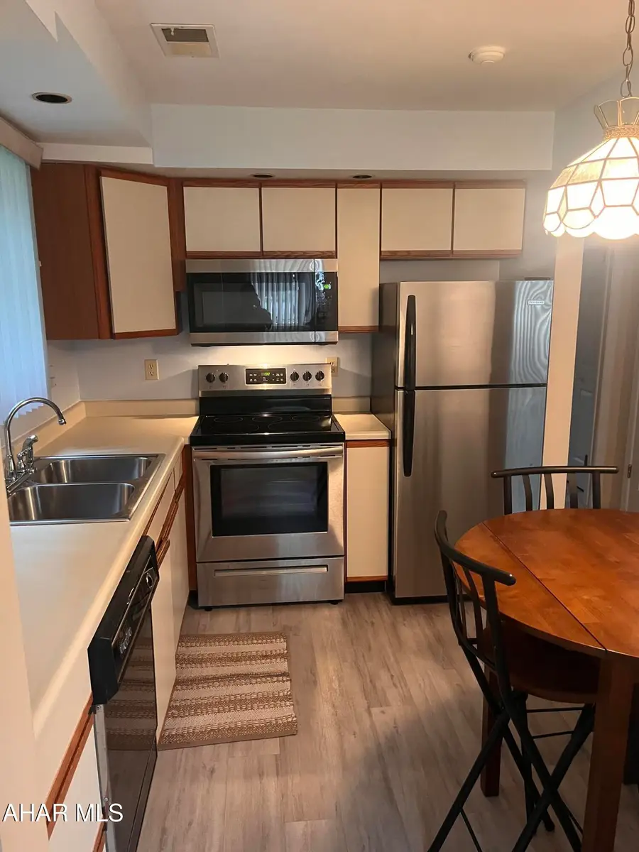 100 Beckman Drive #1a, Altoona, PA 16602 - #2