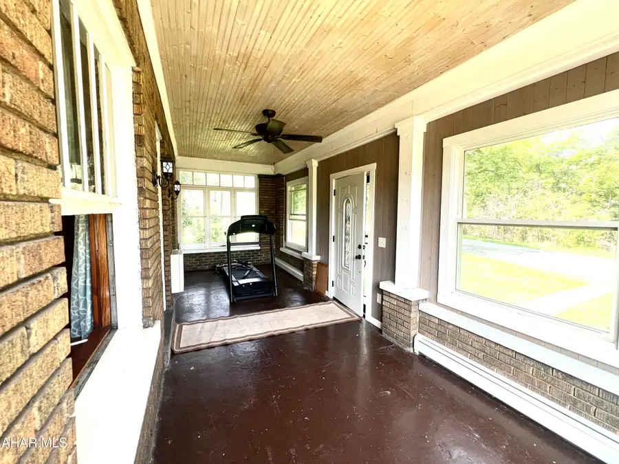 1021 58th Street, Altoona, PA 16601 - #2