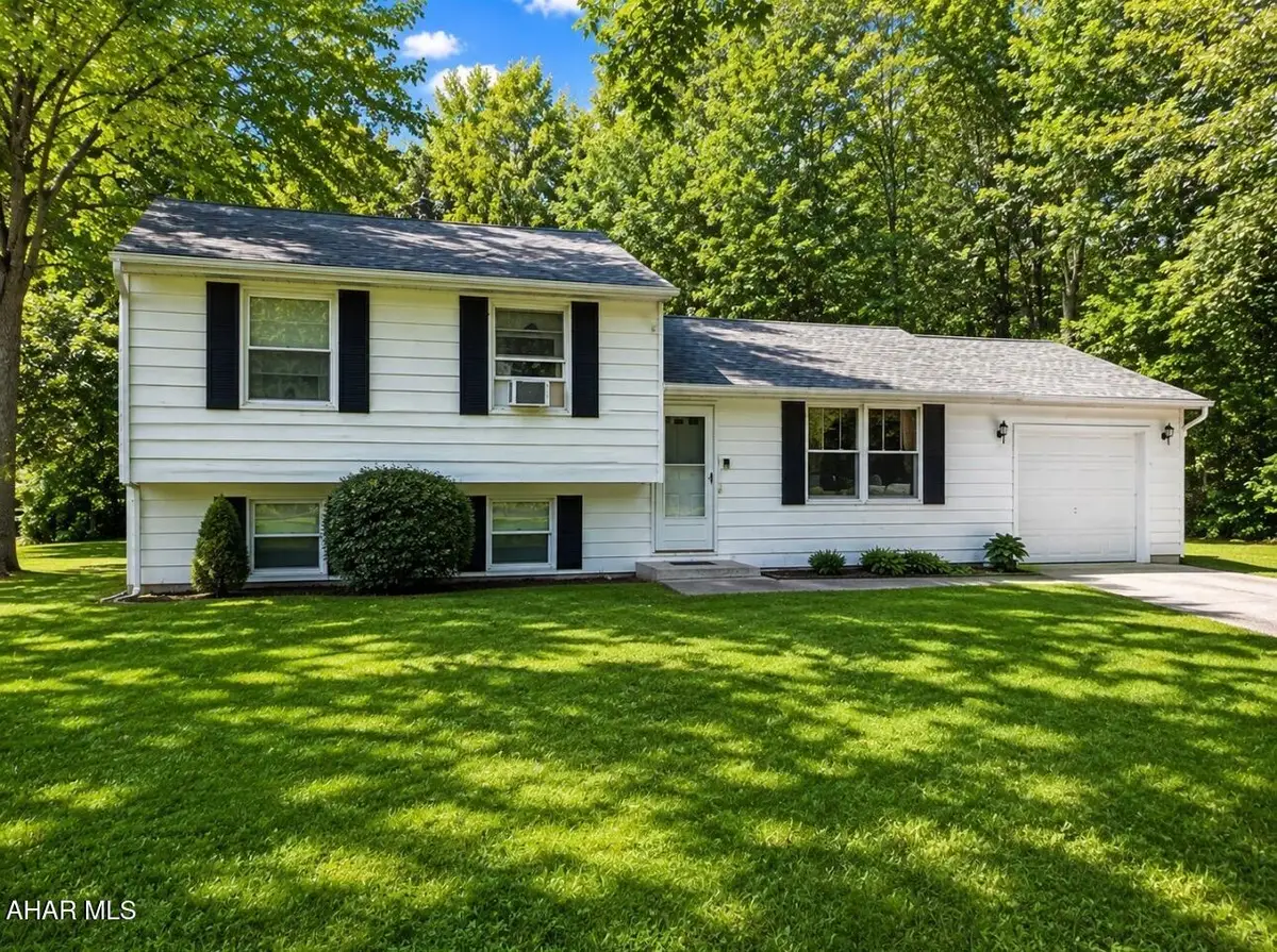 7252 Admiral Peary Highway, Loretto, PA 15940 - #1