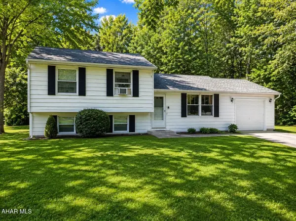 7252 Admiral Peary Highway, Loretto, PA 15940