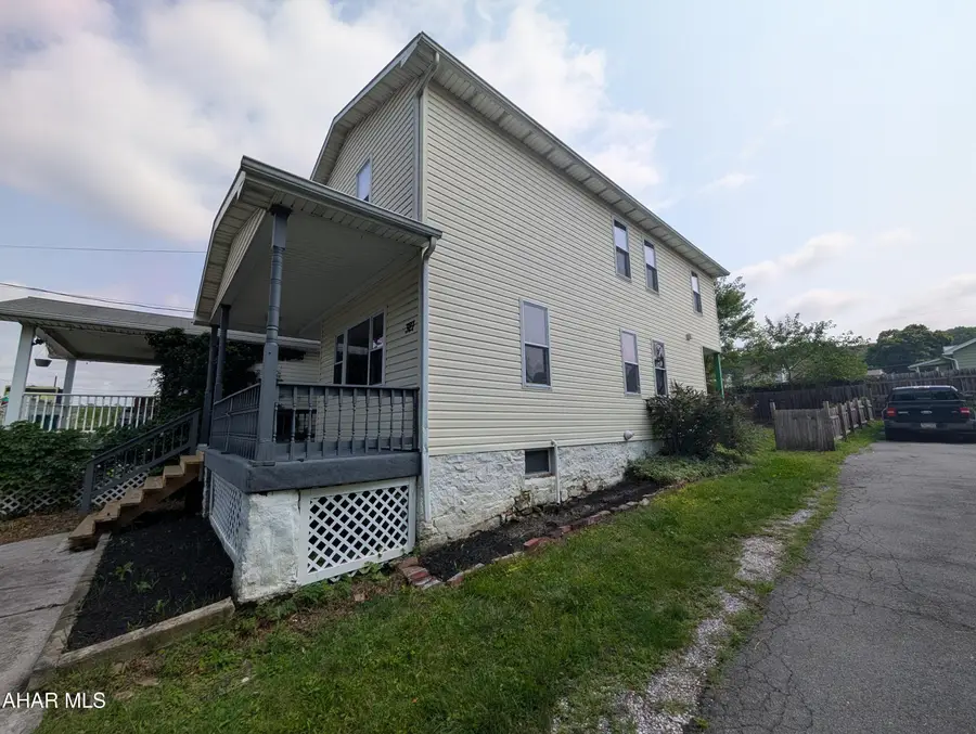 327 S Logan Boulevard, Altoona, PA 16602 - #2