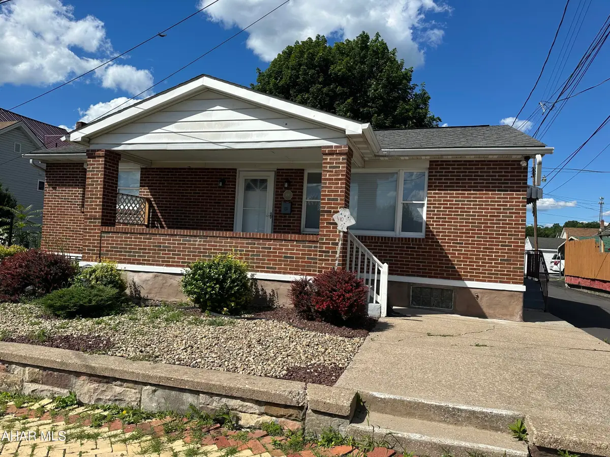 410 3rd Street, Altoona, PA 16602 - #1