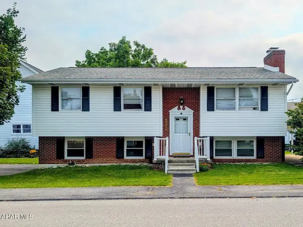 1037 5th Avenue, Duncansville, PA 16635