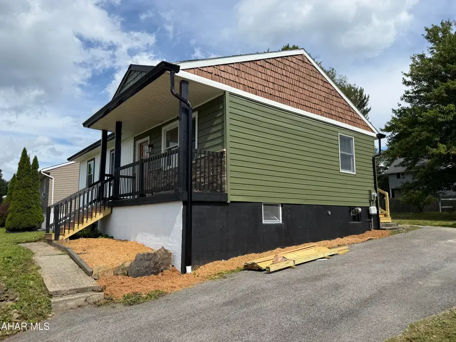 315 Red Oak Lane, Cresson, PA 16630 - #3