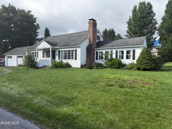 330 Princeton Avenue, Johnstown, PA 15905
