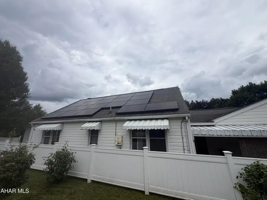 330 Princeton Avenue, Johnstown, PA 15905 - #2