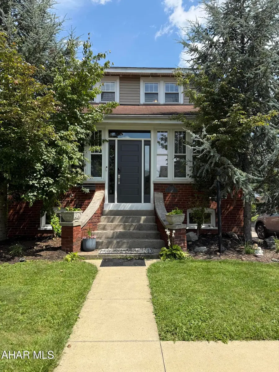 205 Aldrich Avenue, Altoona, PA 16602 - #2
