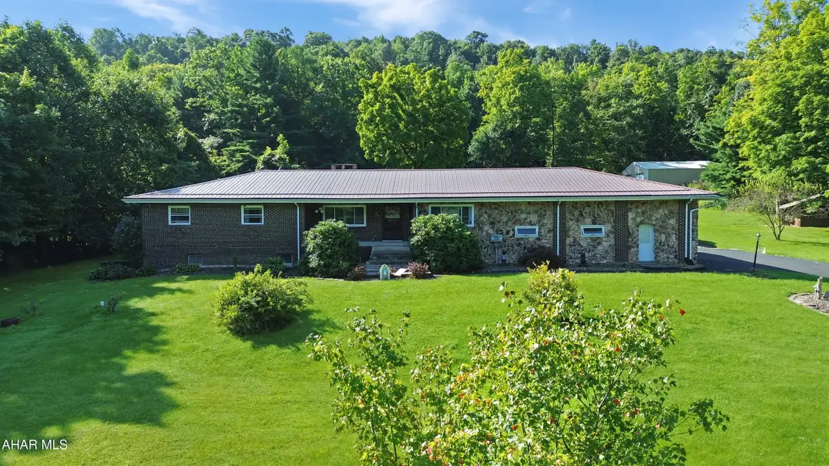 1443 Greenwich Road, Cherry Tree, PA 15724 - #1