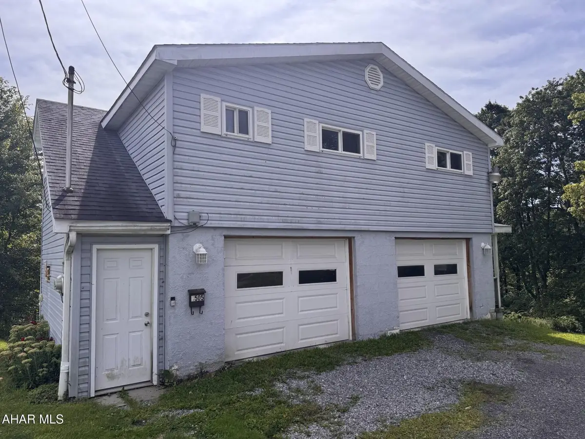 1505 Pine Street, Nanty Glo, PA 15943 - #1