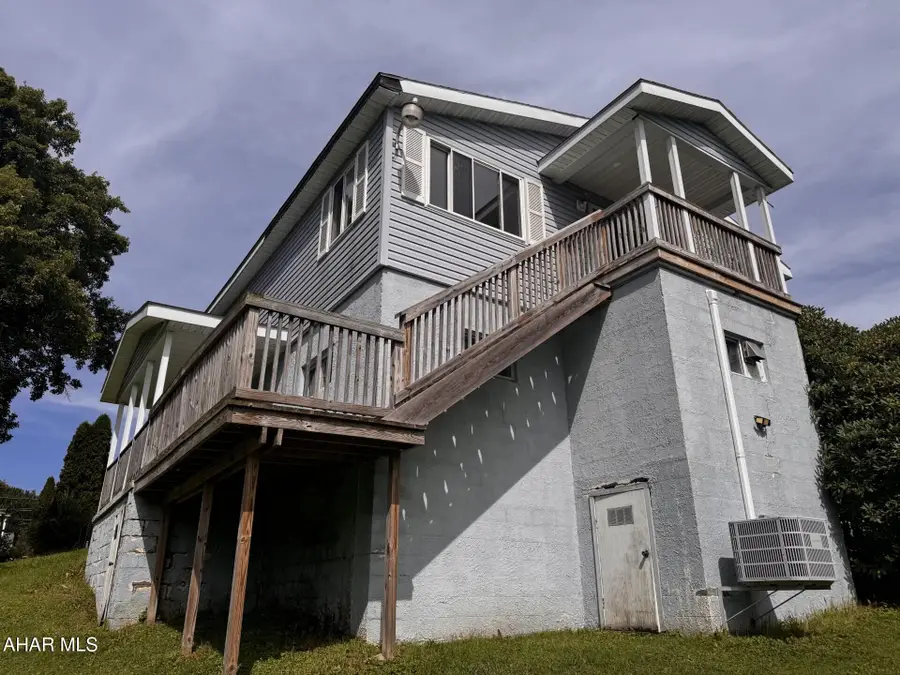 1505 Pine Street, Nanty Glo, PA 15943 - #3