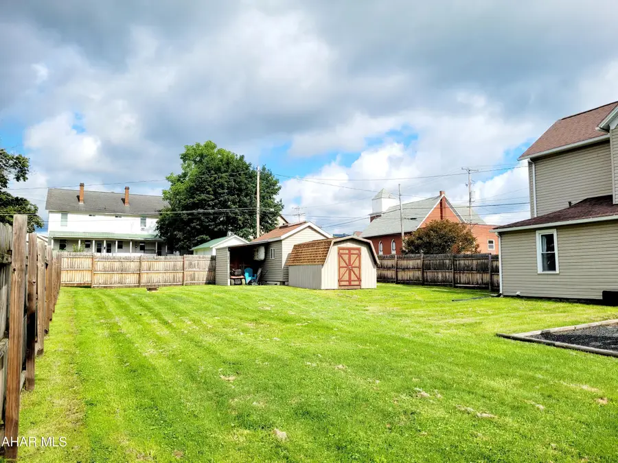 542 N 3rd Street, Bellwood, PA 16617 - #3