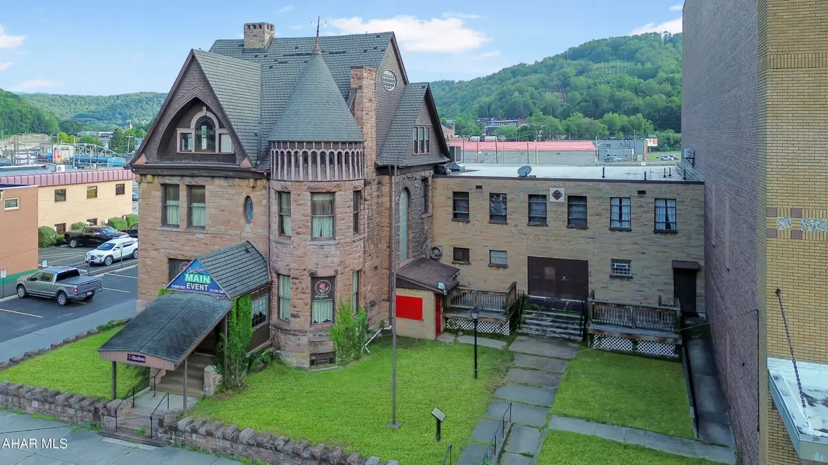 229 Main Street, Johnstown, PA 15901 - #1