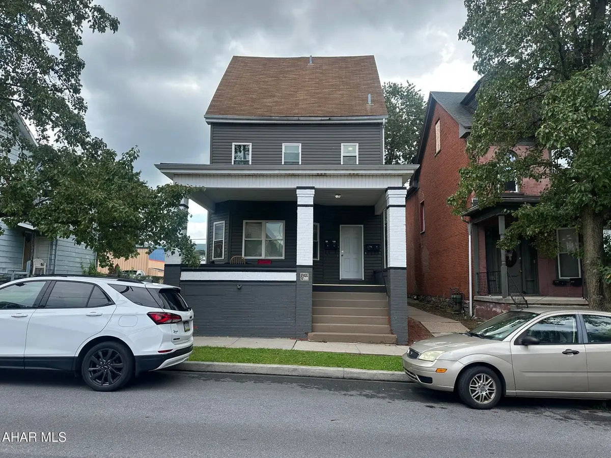 2119 8th Avenue, Altoona, PA 16602 - #1