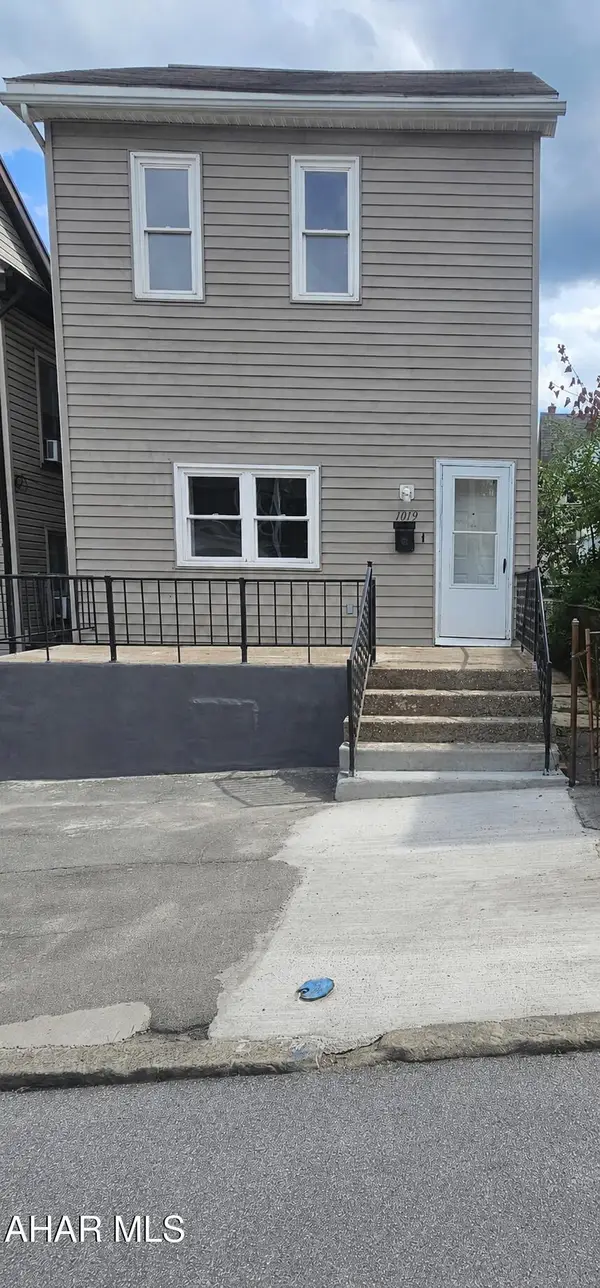 1019 18th Avenue, Altoona, PA 16601