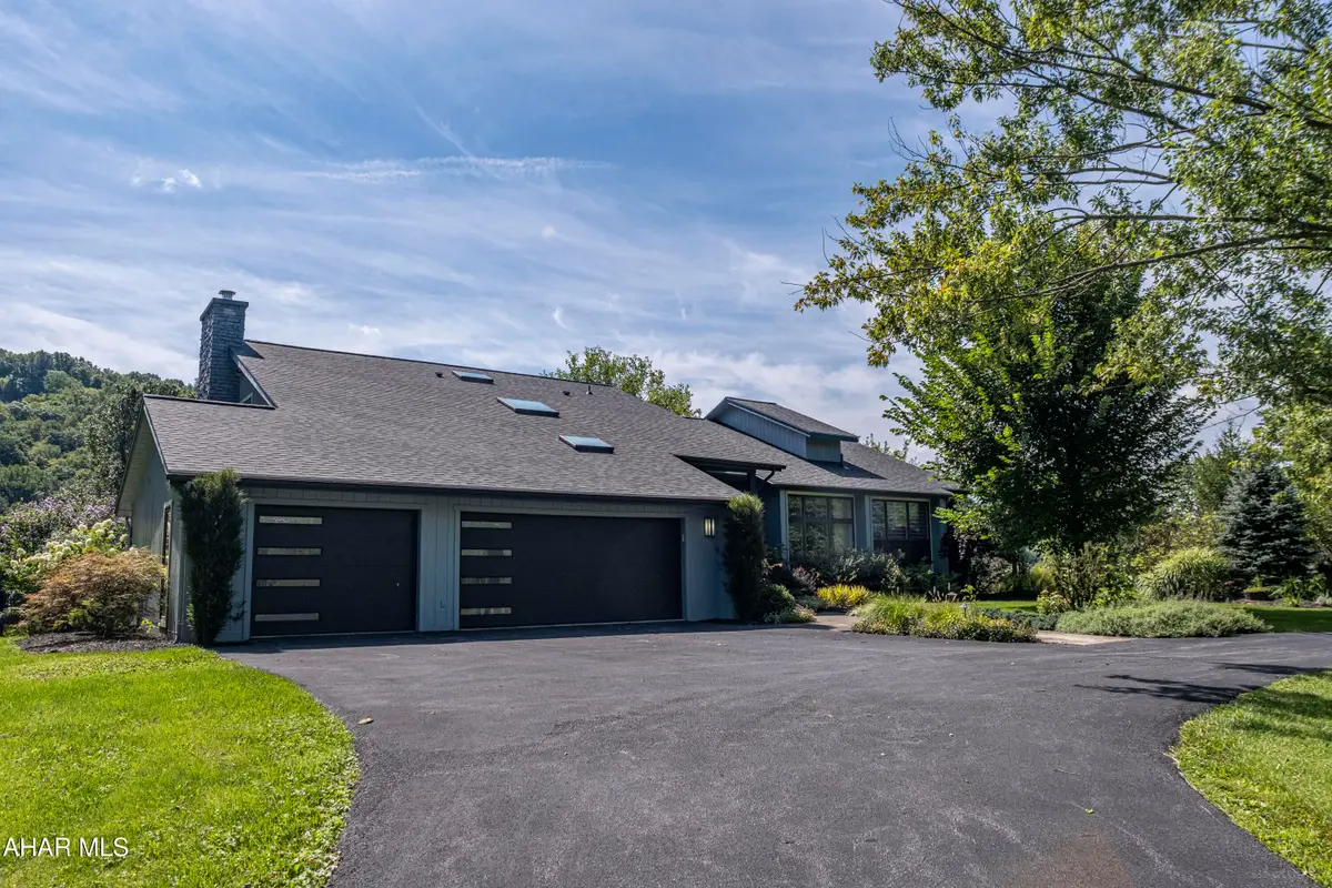 4040 Scotch Valley Road, Hollidaysburg, PA 16648 - #1