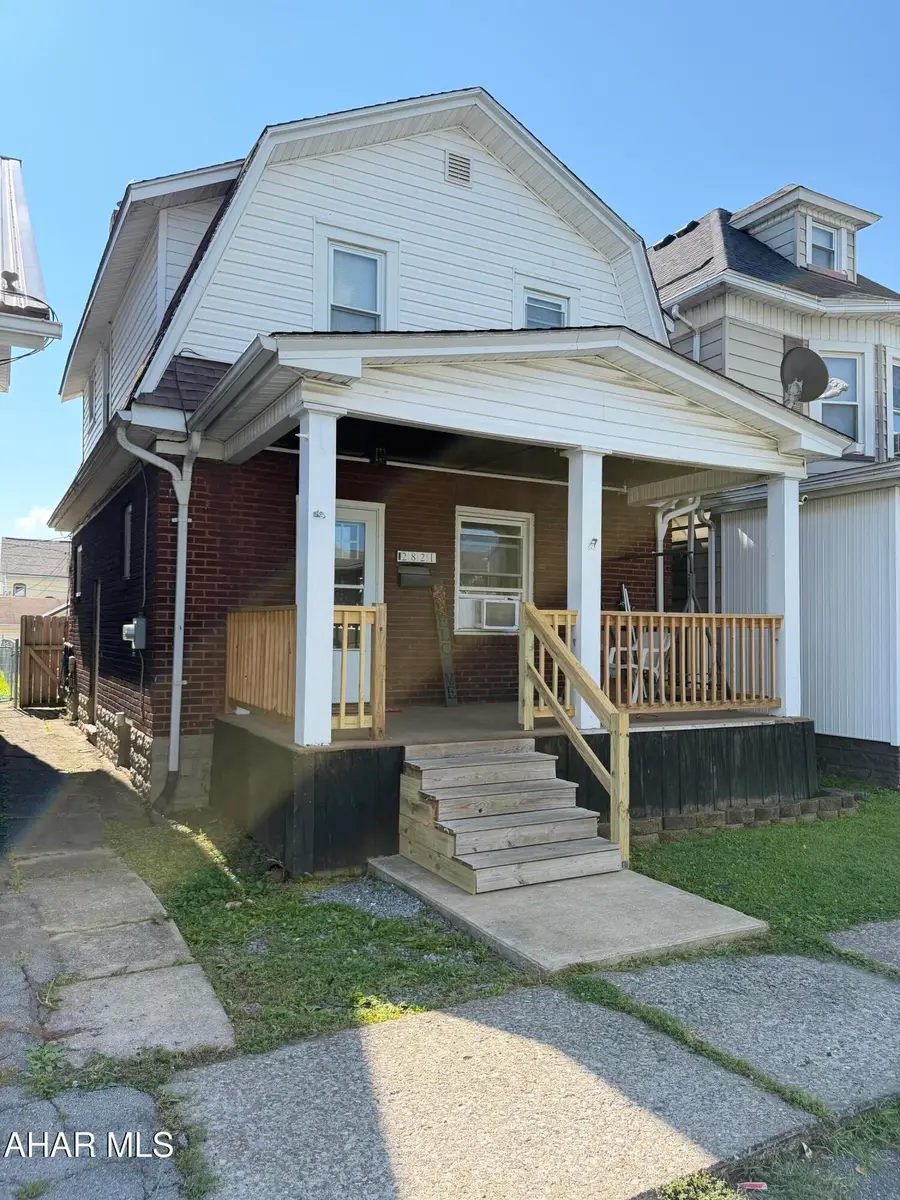 2821 Walnut Avenue, Altoona, PA 16601 - #2