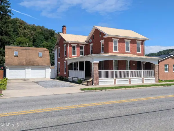 131 W Main Street, Everett, PA 15537