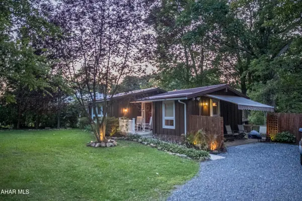 1216 Rosehill Drive, Altoona, PA 16602