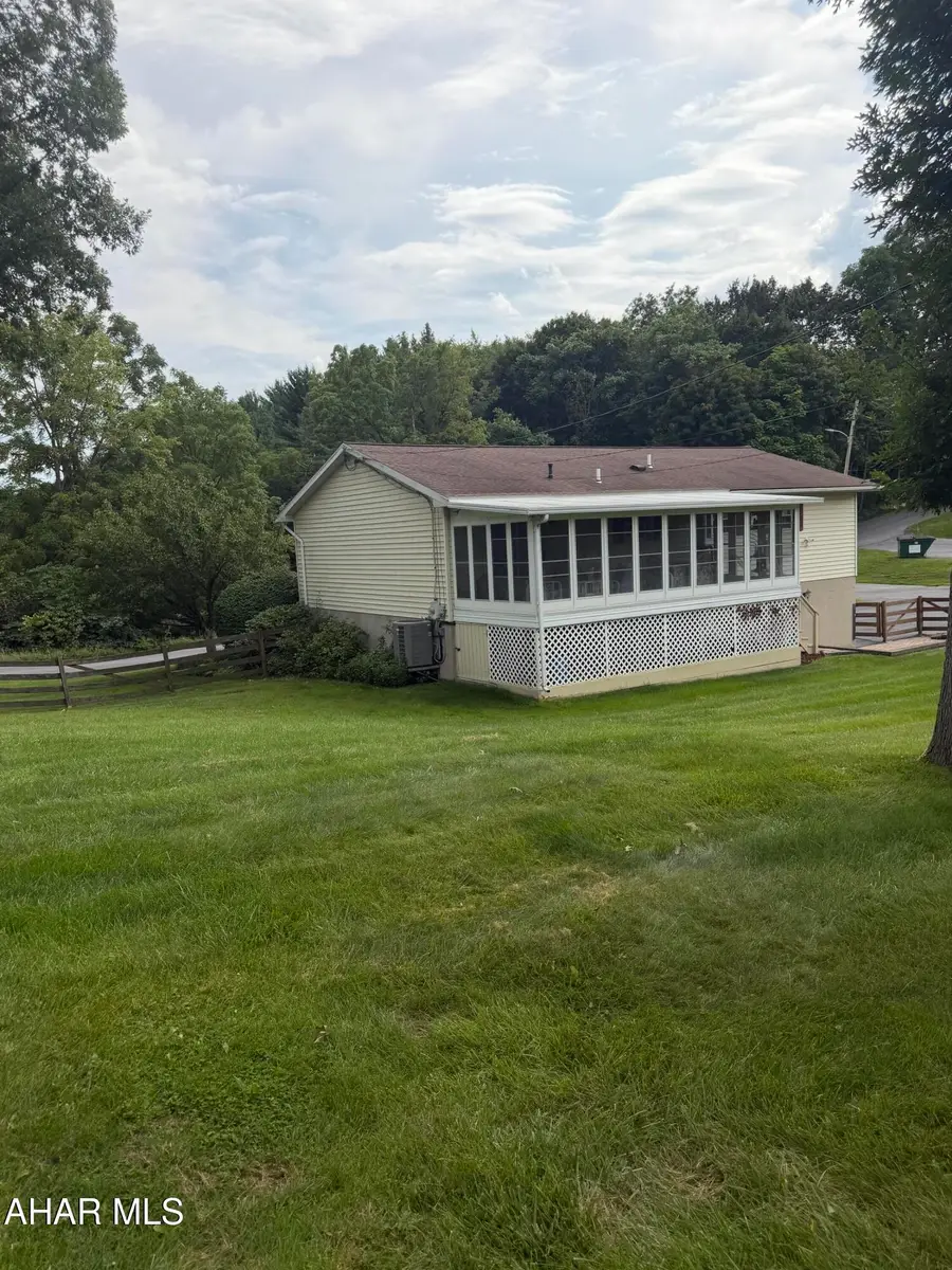 1330 28th Avenue, Altoona, PA 16601 - #3