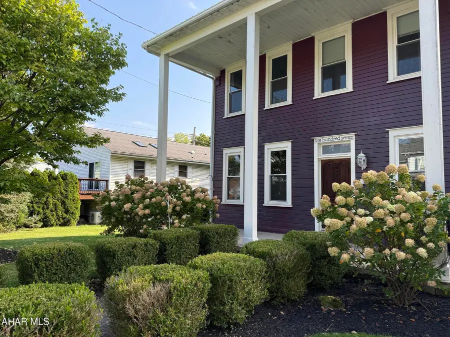 507 S Richard Street, Bedford, PA 15522 - #2