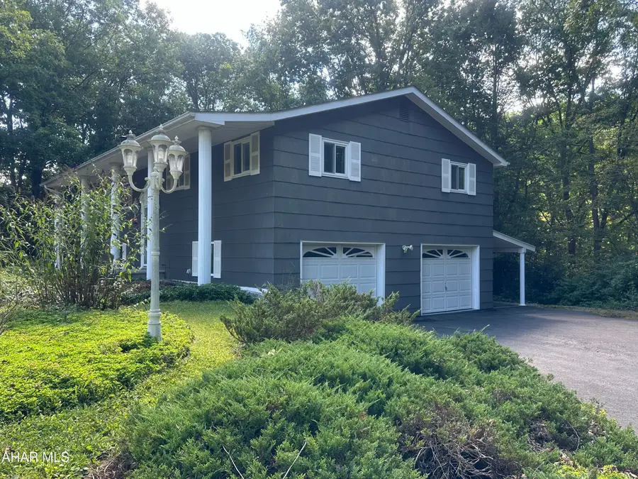1097 Hoovers Lane, Tyrone, PA 16686 - #3
