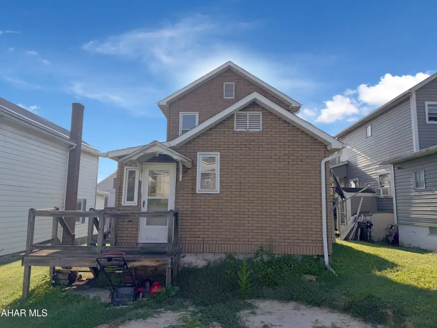 1044 Cambria Street, Nanty Glo, PA 15943 - #3
