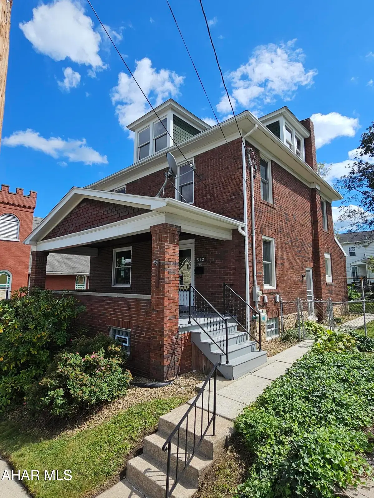 512 Pine Street, Hollidaysburg, PA 16648 - #1