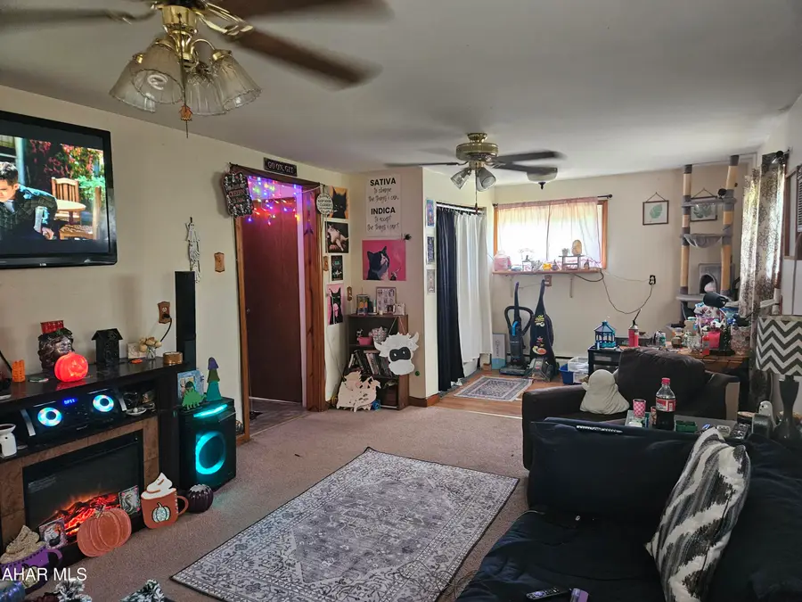 193 Clapper Road, Altoona, PA 16601 - #3