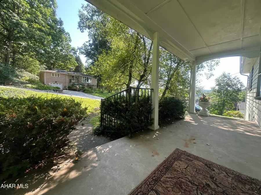421 Parrish Street, Altoona, PA 16602 - #3