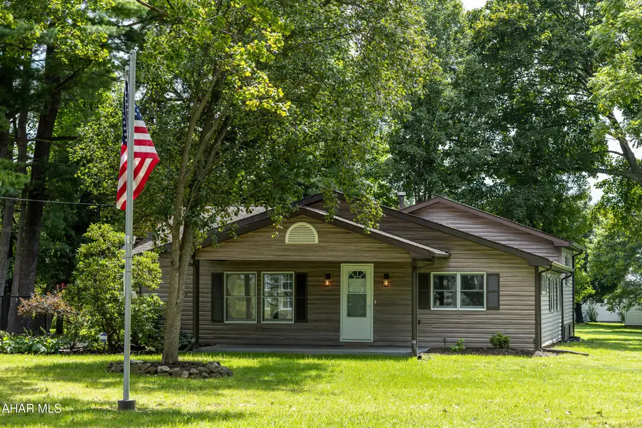 5133 Broad Avenue, Altoona, PA 16601 - #3