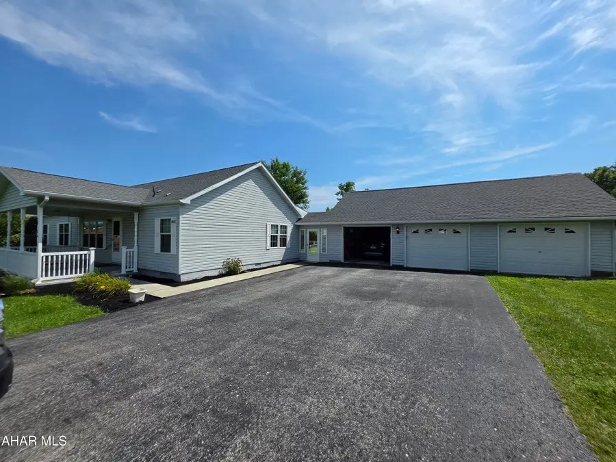 3551 Pierce Street, Altoona, PA 16601 - #2
