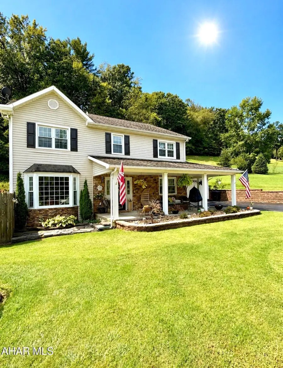 637 Hartwood Lane, Altoona, PA 16601 - #2